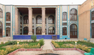 La Mezquita Moaven ol-Molk – Provincia de Kermanshah, ciudad de Kermanshah